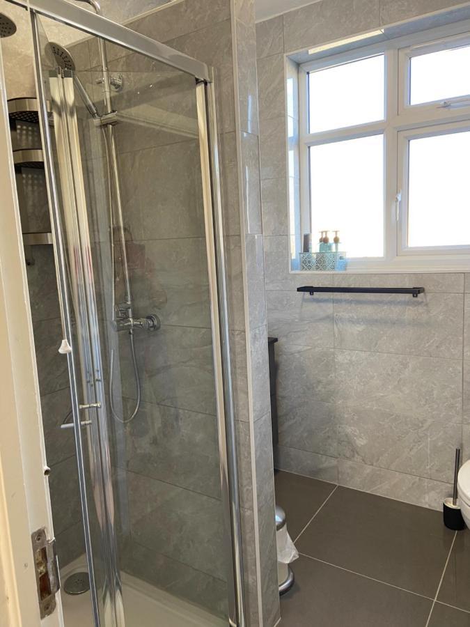لندن Streatham Common Bed & Breakfast المظهر الخارجي الصورة